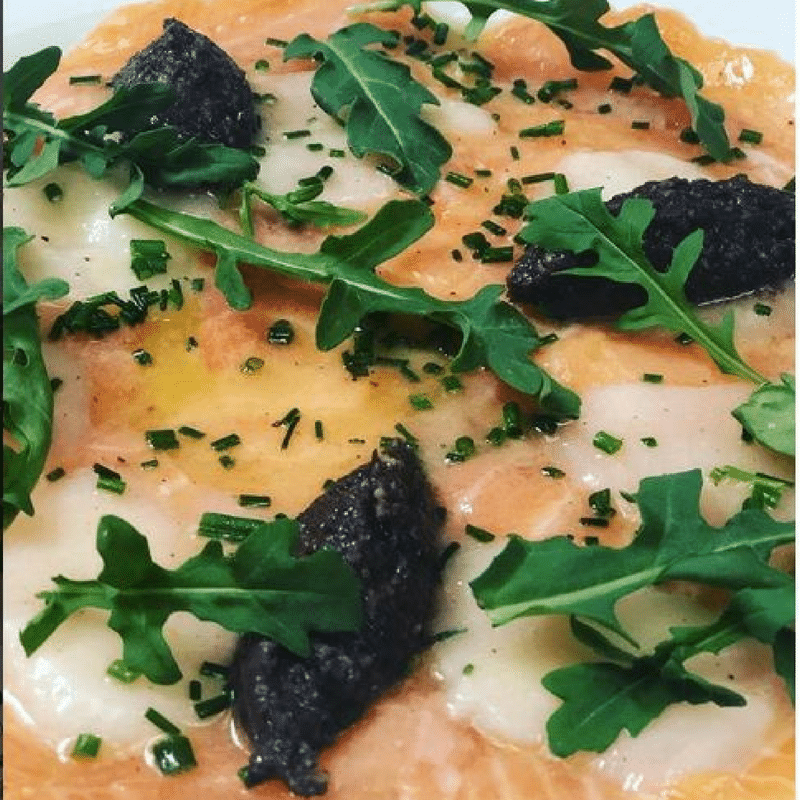 Voila French Bistro Noix de St. Jacques et Salmon