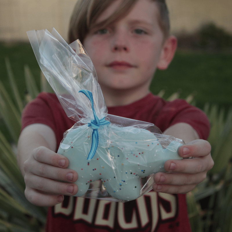 Kneaders hope fights childhood cancer cookie campaign